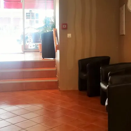 Du Chateau 2*