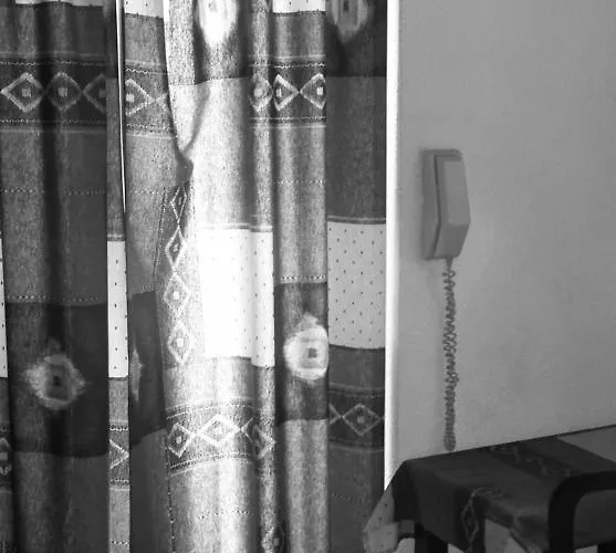 فندق Du Chateau لورد