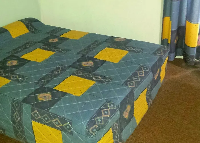 Du Chateau فندق لورد